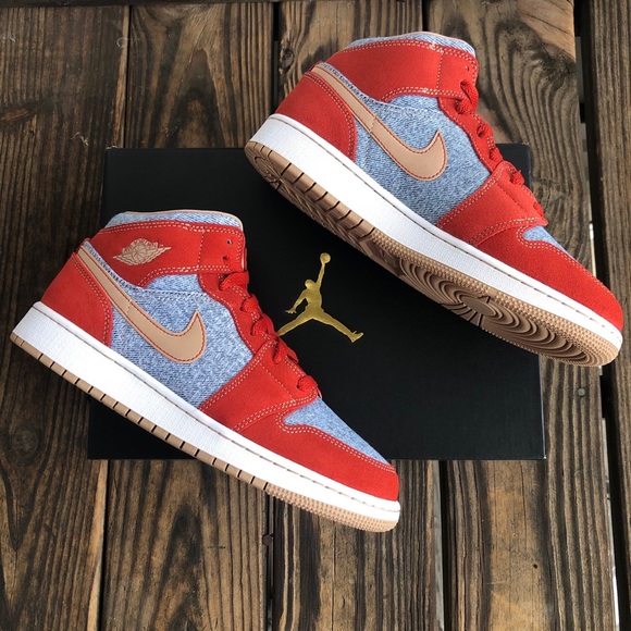 Air Jordan 1 Mid - “Denim Red” - Picture 6 of 11